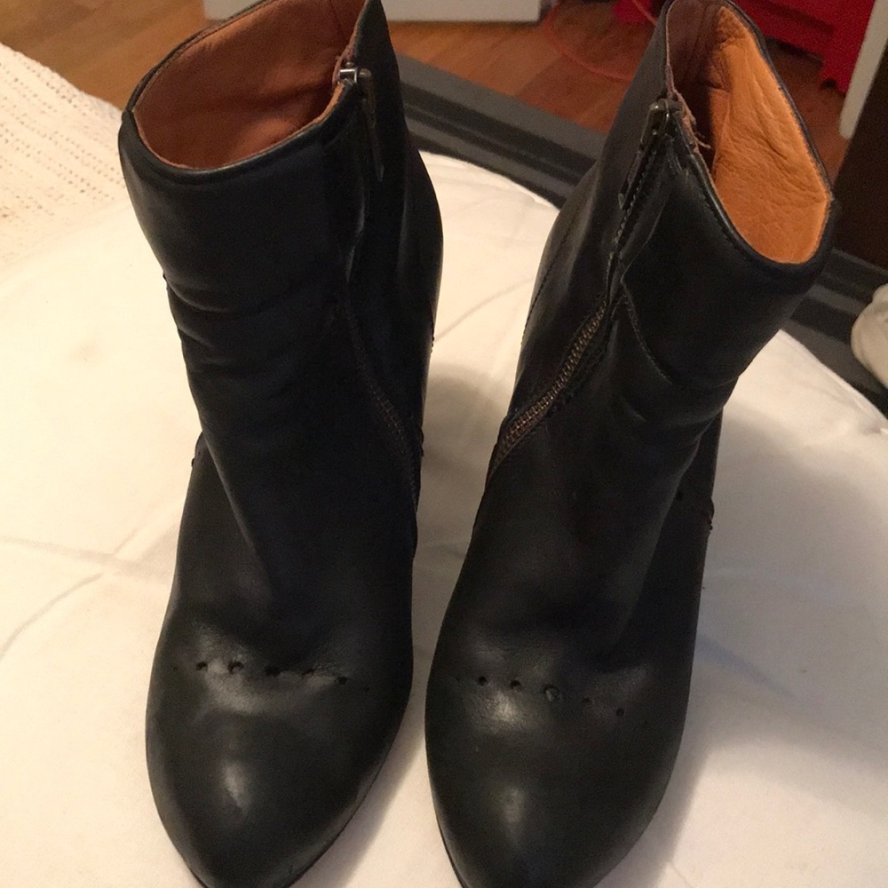 Anthropologie Sciapo ankle boots